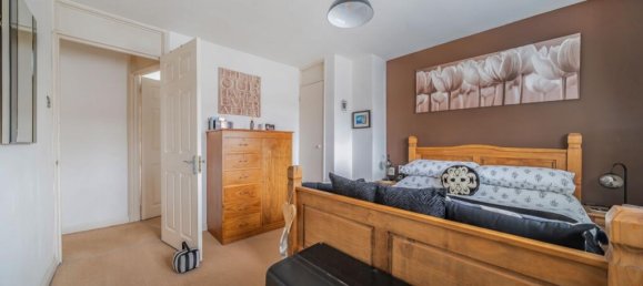 3 bedrooms House in Camberley, United Kingdom No. 13797 20