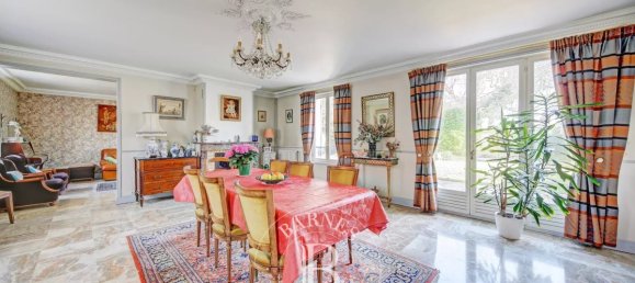 7 rooms House in Fontenay-le-Fleury, France No. 134787 4