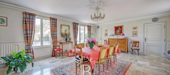 7 rooms House in Fontenay-le-Fleury, France No. 134787 5