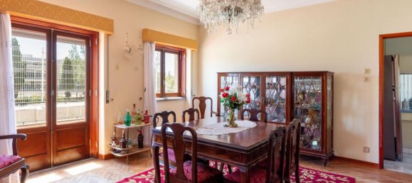 6 bedrooms House in Cascais, Portugal No. 7142 6