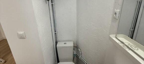 1 bedroom Apartment in Aubervilliers, France No. 330413 8