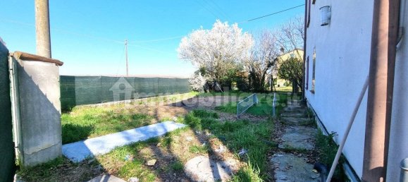 4 Schlafzimmer Haus in Carpi, Italy, Nr. 53996 20