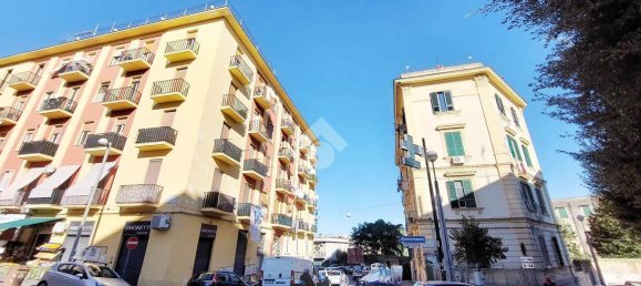 3-Zimmer Wohnung in Naples, Italy, Nr. 40131 4