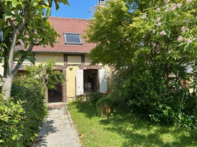 Дом с 1 спальней в Бру, Франция № 74058