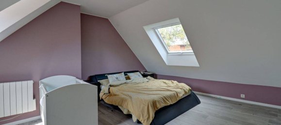 3 bedrooms House in Carrieres-sous-Poissy, France No. 184552 9