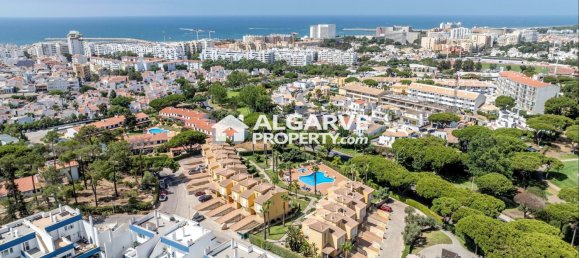 4 Schlafzimmer Villa in Quarteira, Portugal, Nr. 259196 34