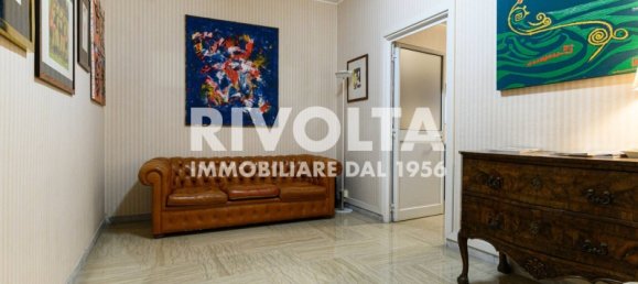 5 rooms Apartment in Rome, Italy No. 136100 10