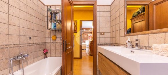 Apartamento de 2 dormitorios en Rome, Italy No. 320849 20