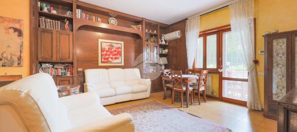 Apartamento de 2 dormitorios en Rome, Italy No. 320849 5