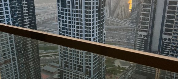 Apartamento T1 em Dubai, UAE N.º 98239 2