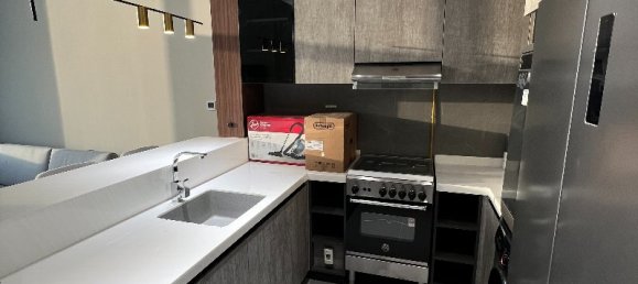Apartamento T1 em Dubai, UAE N.º 98239 8