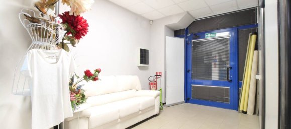 5غرفة عقار تجاري في San Benedetto del Tronto, Italy رقم 180908 3