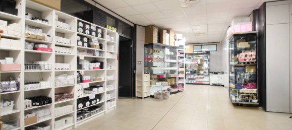 5غرفة عقار تجاري في San Benedetto del Tronto, Italy رقم 180908 18