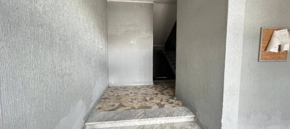 Apartamento de 3 dormitorios en Cosenza, Italy No. 39264 9