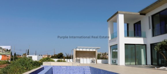 4 bedrooms Villa in Pegeia, Cyprus No. 1390 5