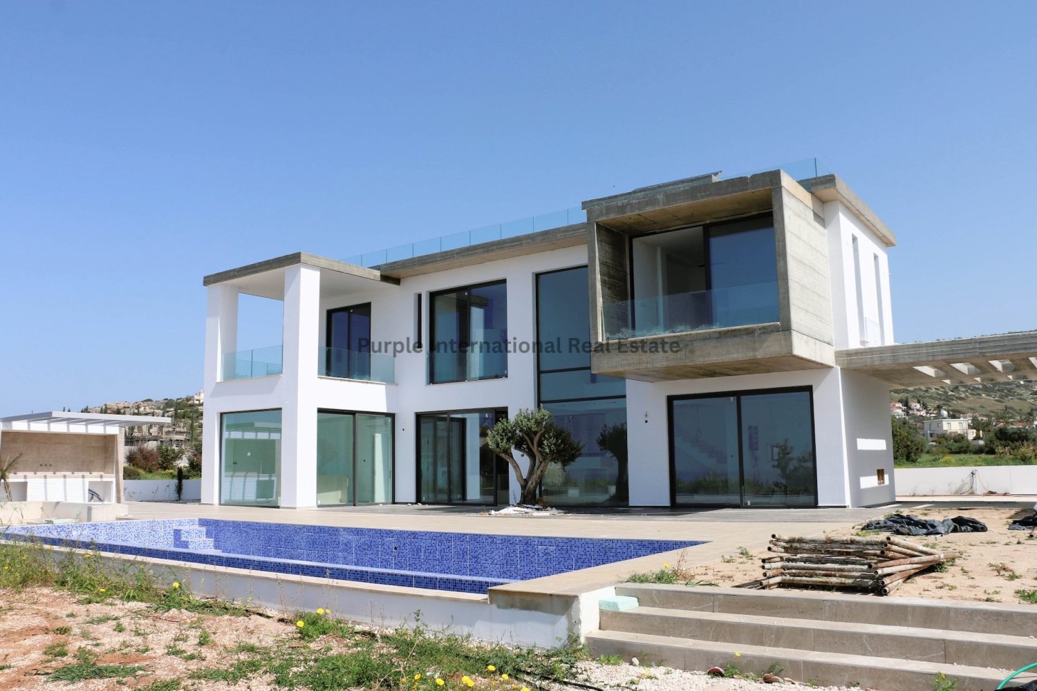 4 bedrooms Villa in Pegeia, Cyprus No. 1390