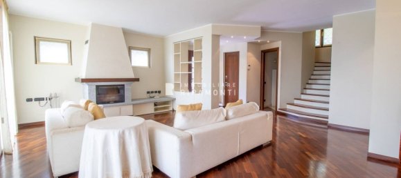 Villa T4 em Ello, Italy N.º 106749 6