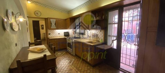 4 bedrooms Villa in Luzzara, Italy No. 128243 20