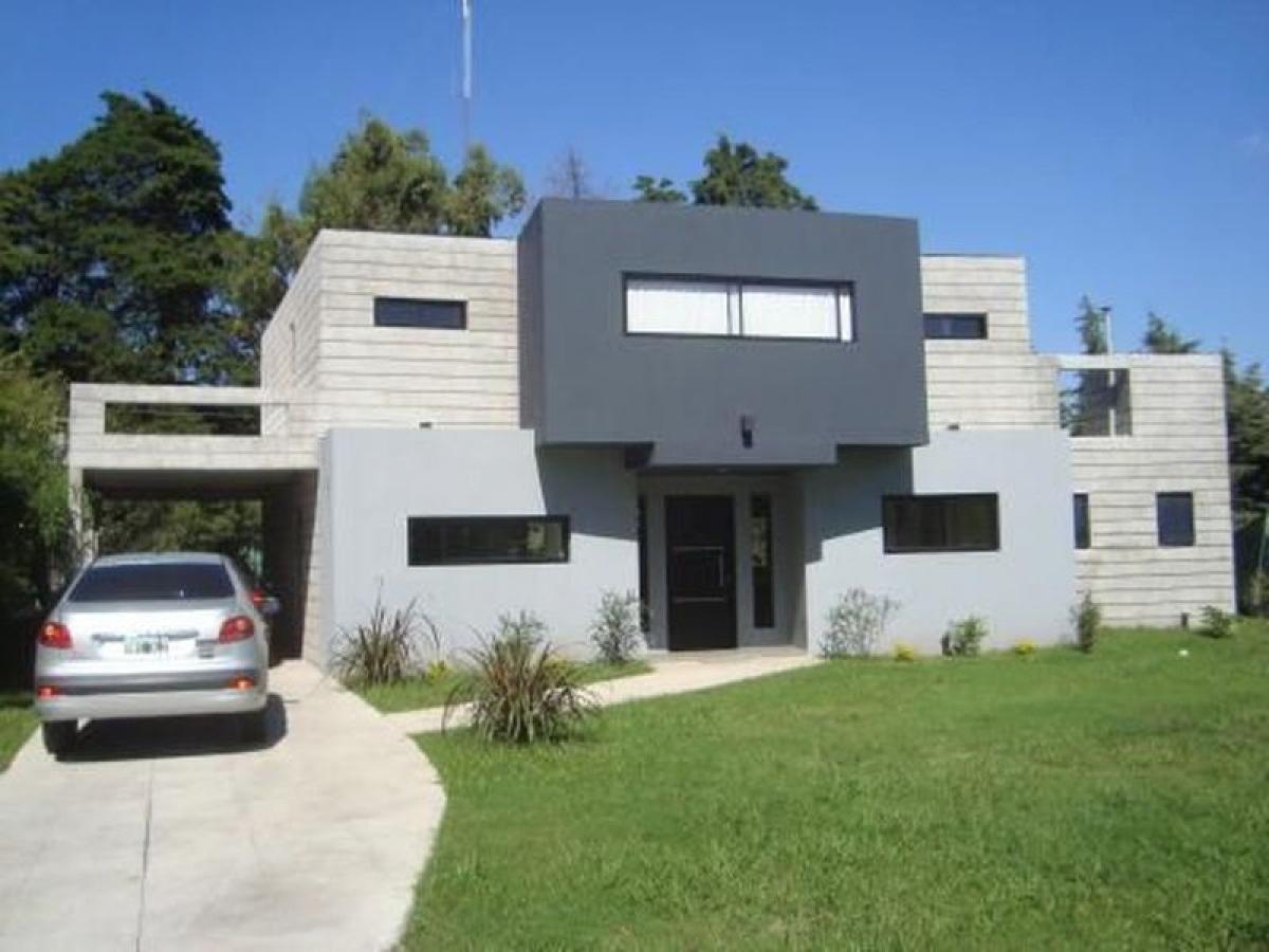 4 bedrooms House in Pilar, Argentina No. 11484