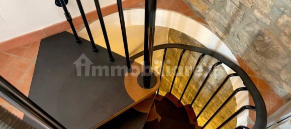 Дом с 2 спальнями в Фаббрика Куроне, Италия № 277256 11