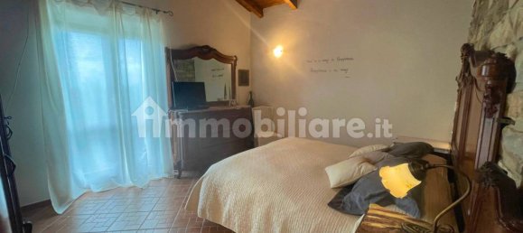 Дом с 2 спальнями в Фаббрика Куроне, Италия № 277256 9