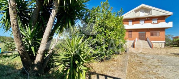 2 bedrooms Villa in Foggia, Italy No. 372854 5