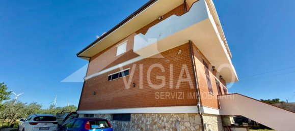 2 bedrooms Villa in Foggia, Italy No. 372854 8