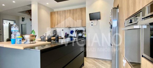 2 bedrooms Villa in Foggia, Italy No. 372854 22