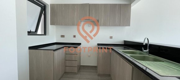 4 Schlafzimmer Villa in Dubai, UAE, Nr. 23761 11