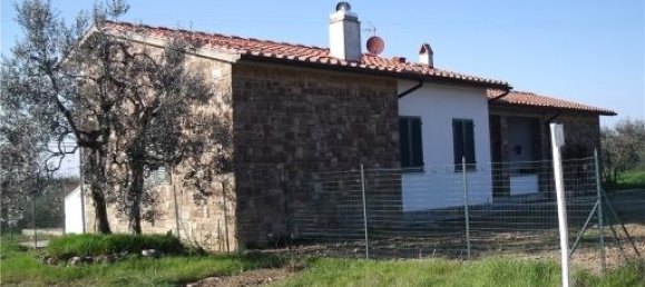 8 rooms House in Montespertoli, Italy No. 32612 18