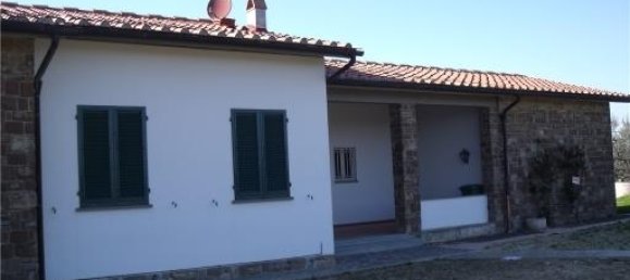 8 rooms House in Montespertoli, Italy No. 32612 21