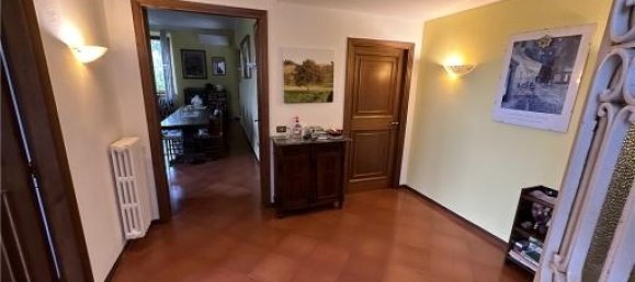 8 rooms House in Montespertoli, Italy No. 32612 3