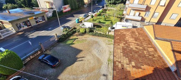 4 rooms Apartment in Biella, Italy No. 178648 8