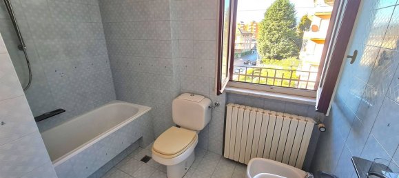4 rooms Apartment in Biella, Italy No. 178648 5