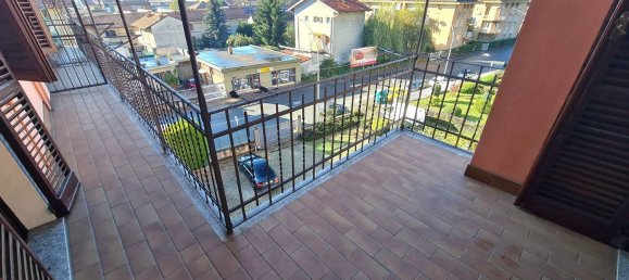4 rooms Apartment in Biella, Italy No. 178648 10