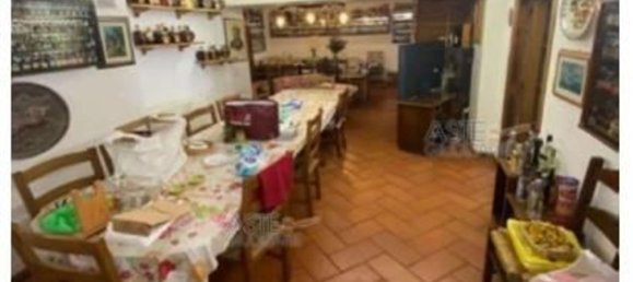 7 bedrooms House in Pistoia, Italy No. 342629 12