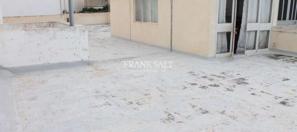 Apartamento T3 em Swieqi, Malta N.º 198 8