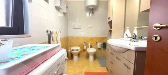 3غرفة شقة في Campomarino, Italy رقم 25002 15