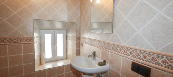 7 غرف نوم تاون هاوس في Guaro, Spain رقم 80591 15