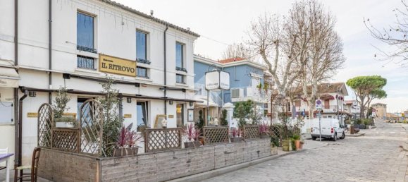 279m² Garage in Cervia, Italy No. 323600 30