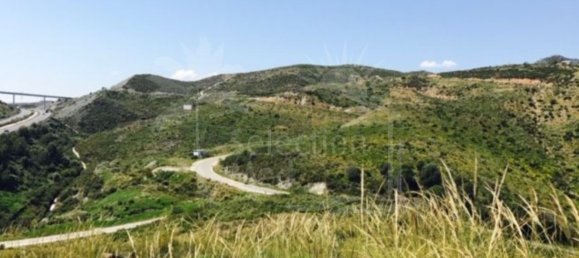  Land in Malaga, Spain No. 114068 2