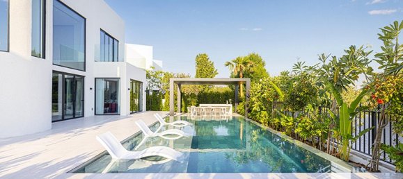 Вилла с 4 спальнями в Jumeirah Islands, ОАЭ № 18596 5