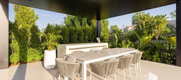 Вилла с 4 спальнями в Jumeirah Islands, ОАЭ № 18596 7