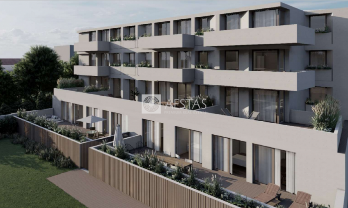 3 chambres Appartement à Porto, Portugal No. 4108