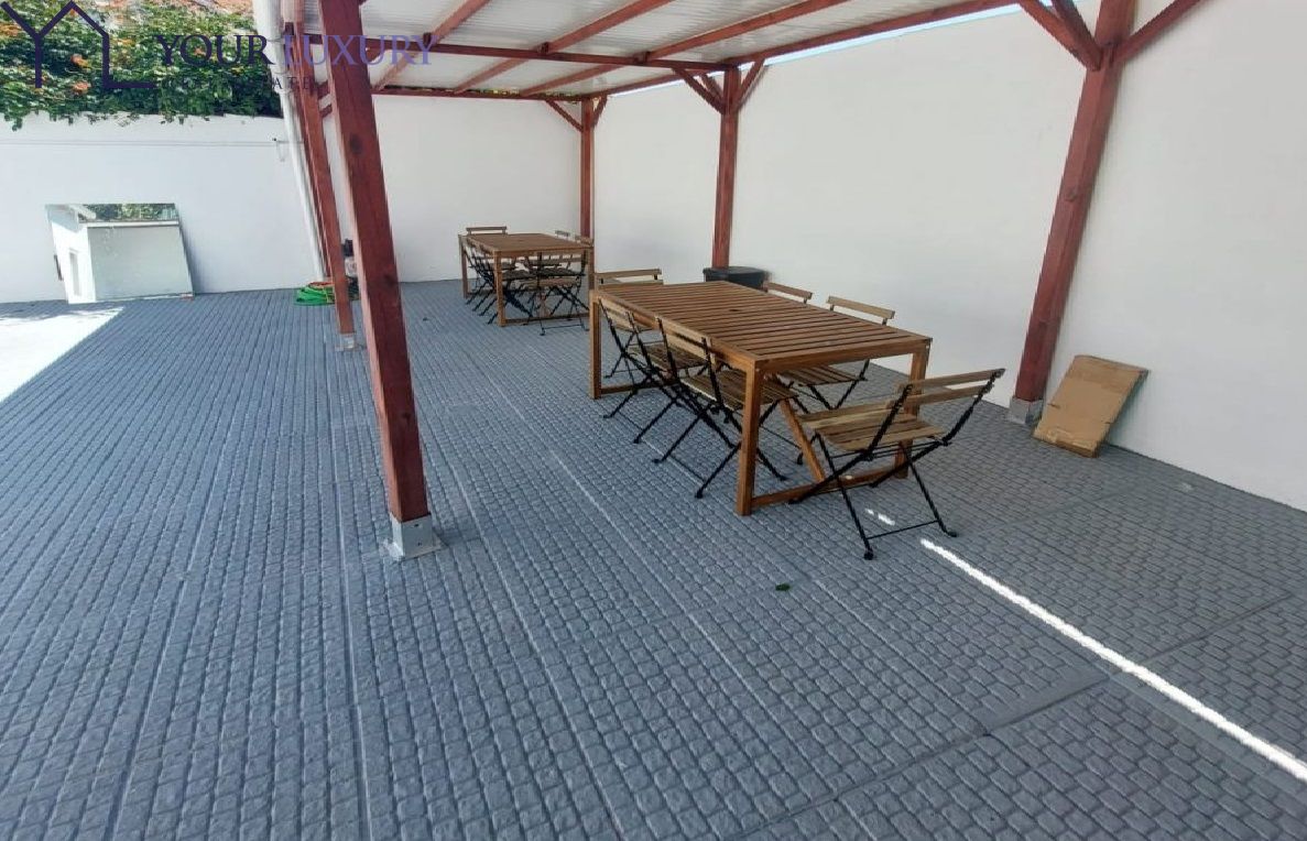 9 bedrooms House in Lisbon, Portugal No. 135007