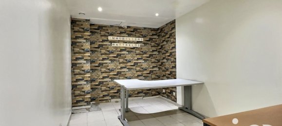 67m² Commercial property in Wattrelos, France No. 221627 3