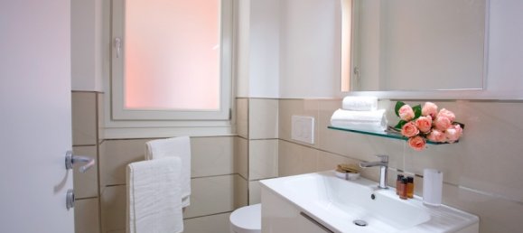 4 Schlafzimmer Villa in Sala Comacina, Italy, Nr. 53435 11