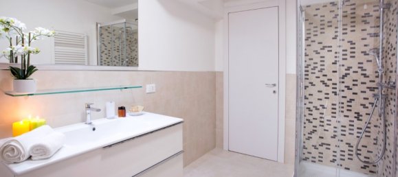 4 Schlafzimmer Villa in Sala Comacina, Italy, Nr. 53435 18