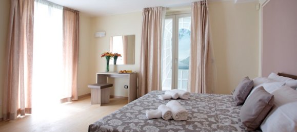 4 Schlafzimmer Villa in Sala Comacina, Italy, Nr. 53435 13