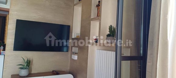 Apartamento de 3 dormitorios en Treviglio, Italy No. 303280 5